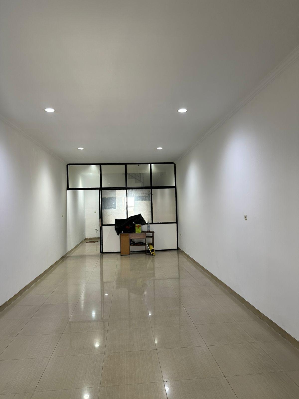Jual Ruko 4 Lantai di Grogol Jakarta Barat EF - Foto 4