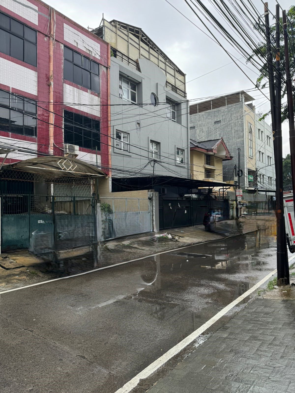 Jual Ruko di pinggir jalan di Tomang Asli, Jakarta Barat (NC) - Foto 3