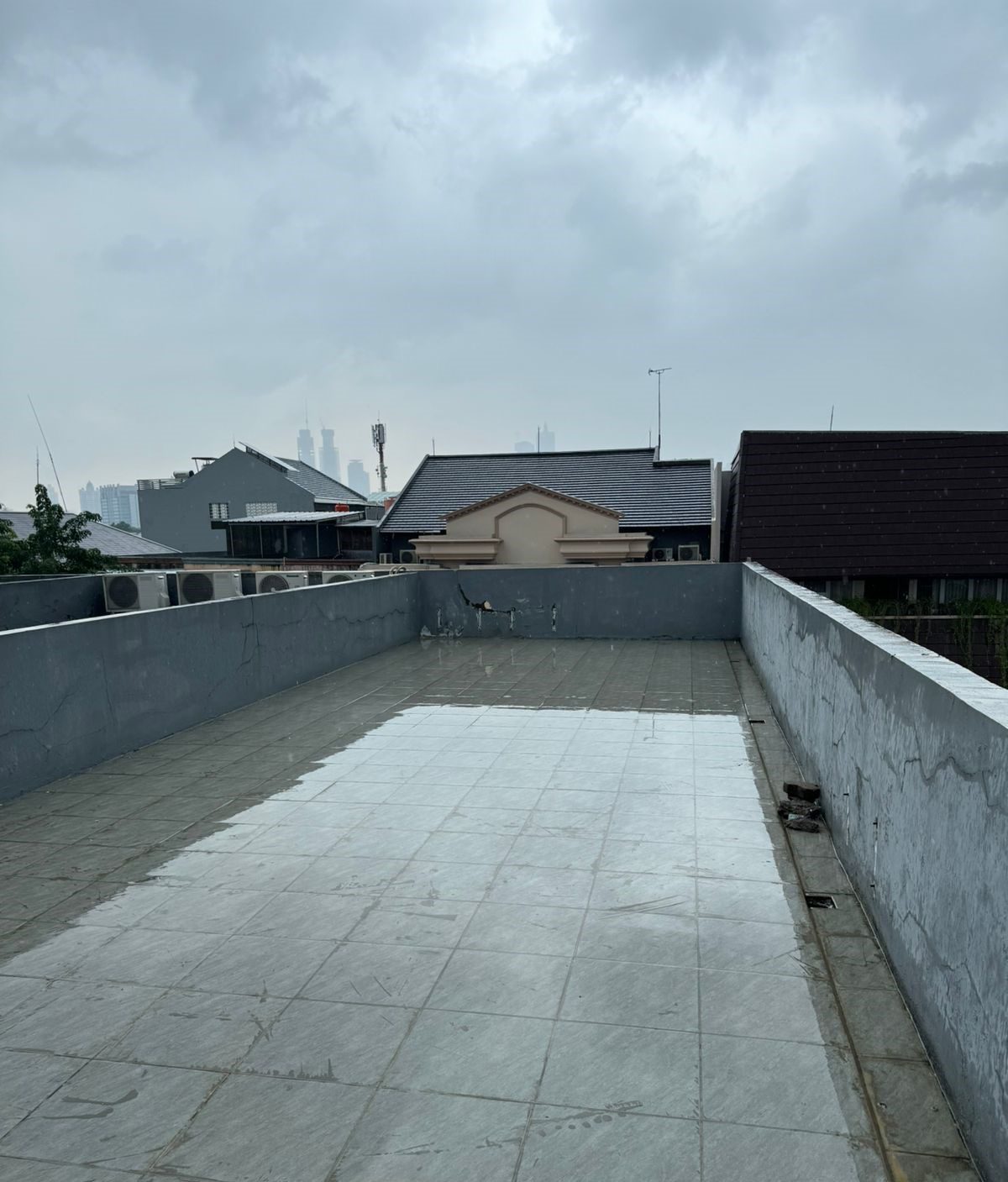 Jual Ruko di pinggir jalan di Tomang Asli, Jakarta Barat (NC) - Foto 2