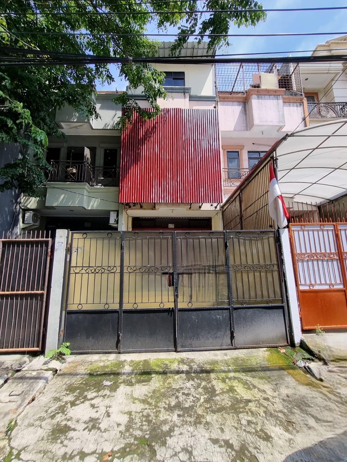 Jual Ruko di pinggir jalan Tomang Asli, Jakarta Barat (NC)