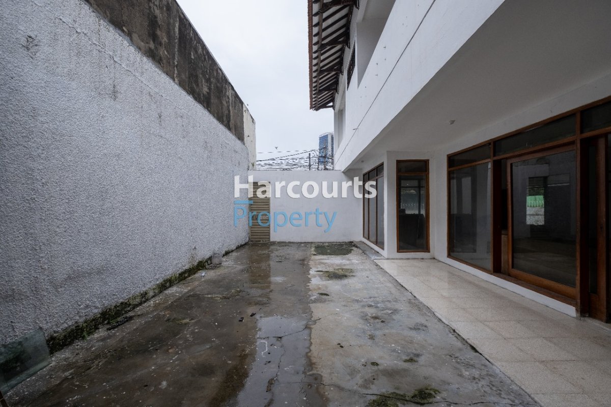 Dijual Rumah Lama Strategis Pinggir Jalan Area Jl. Darmawangsa Kebayoran Baru - Foto 8