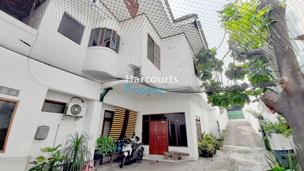 Dijual Rumah Luas dan Besar Area Jl. Wijaya Kebayoran Baru