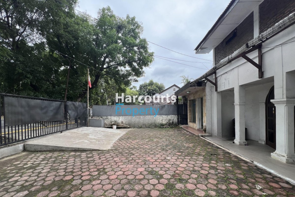 Dijual Rumah Hitung Tanah Ada Banyak Kamar Area Jl. Wijaya Kebayoran Baru - Foto 2