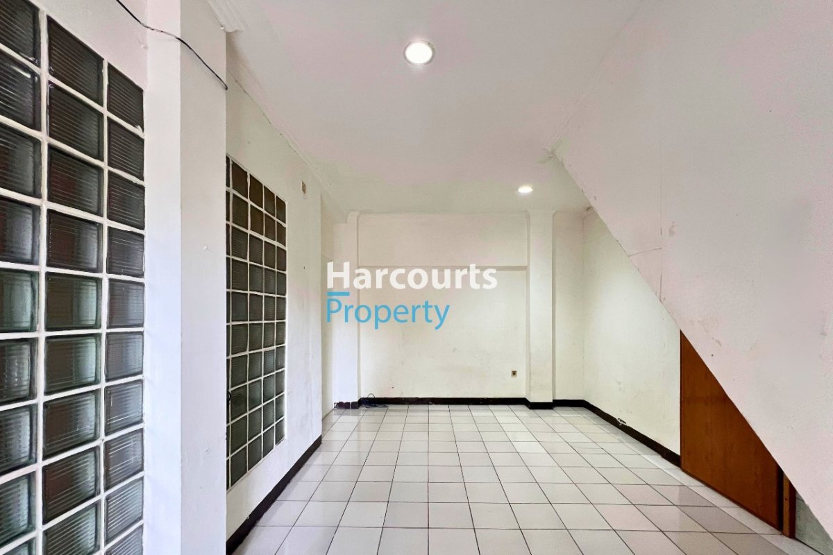 Dijual Rumah Hitung Tanah Ada Banyak Kamar Area Jl. Wijaya Kebayoran Baru - Foto 9