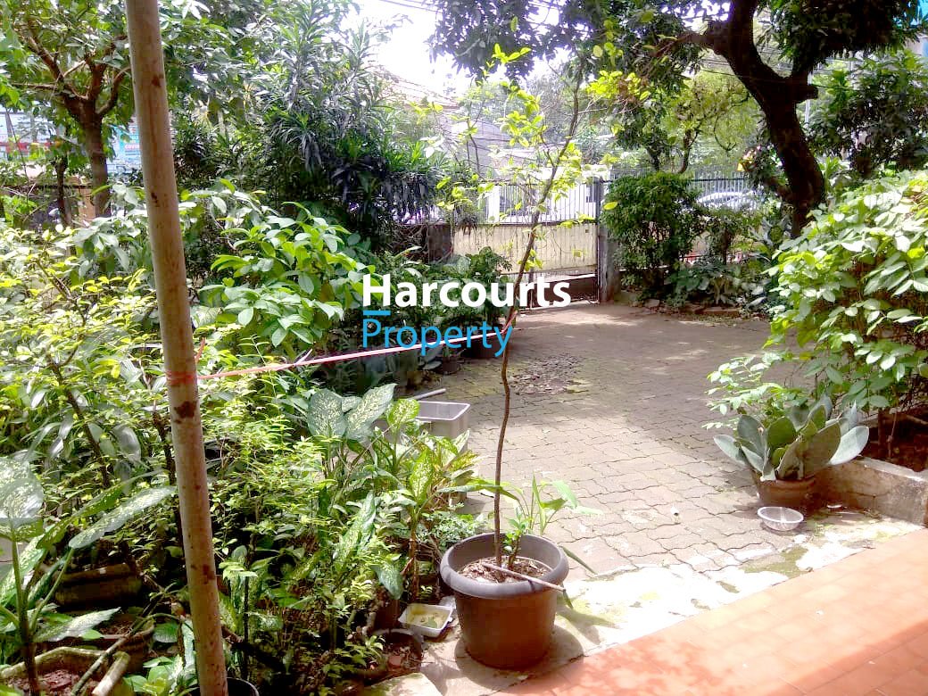 Dijual Rumah Lama Hitung Tanah Area Jl. Wolter Monginsidi Kebayoran Baru - Foto 4