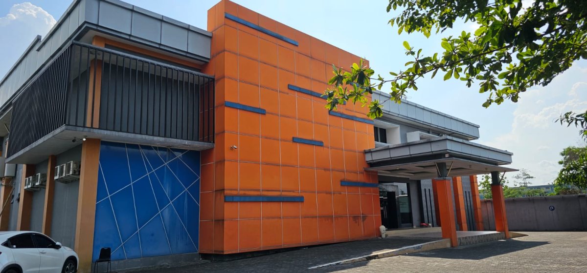 Dijual Ruang Usaha Strategis, Dekat Pintu Tol Kartasura Solo - Foto 2