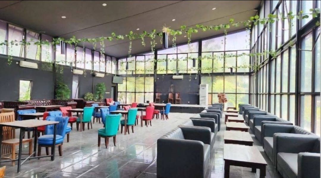 Dijual Ruang Usaha Strategis, Dekat Pintu Tol Kartasura Solo - Foto 3