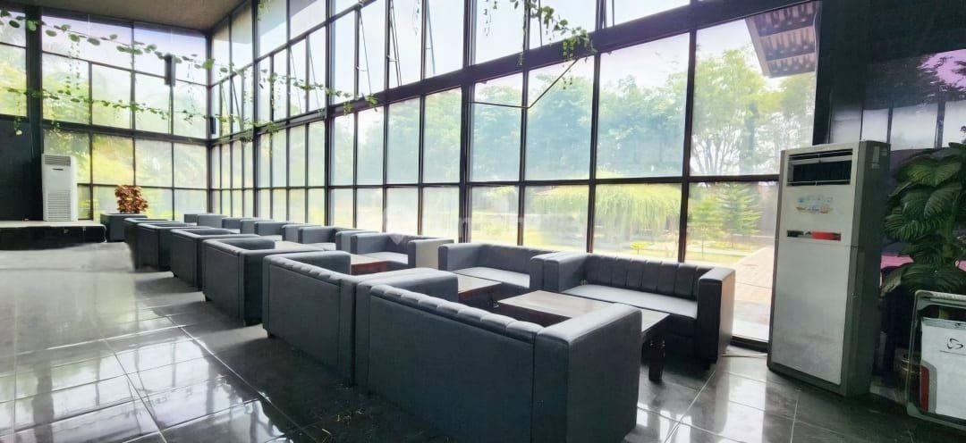 Dijual Ruang Usaha Strategis, Dekat Pintu Tol Kartasura Solo - Foto 4