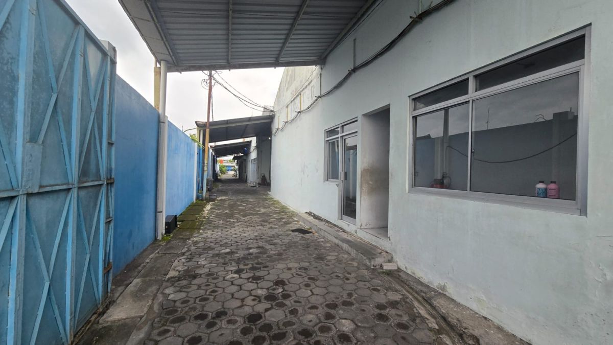 Dijual Gudang atau Pabrik Strategis Siap Pakai, di Kawasan Industri dan Pergudangan Telukan Grogol Sukoharjo - Foto 5