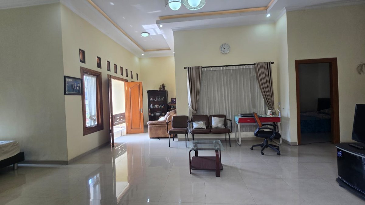 Dijual Rumah Mewah Bagus Siap Pakai , di Perumahan Elite Fajar Indah Solo - Foto 3