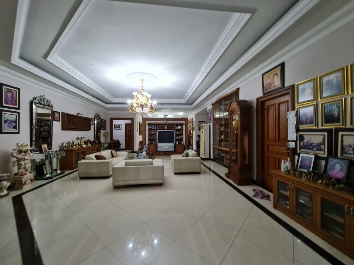 Disewakan Rumah Mewah Pusat Kota Solo, Dekat Mall Paragon Dan Slamet Riyadi Solo - Foto 7