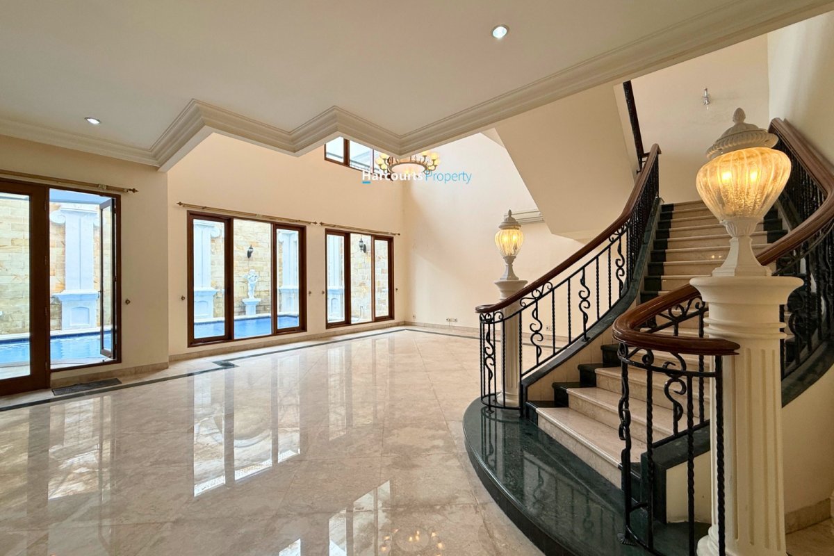 Dijual Rumah Mediterania Klasik Sangat Bagus dan Terawat di Pondok Indah - Foto 4