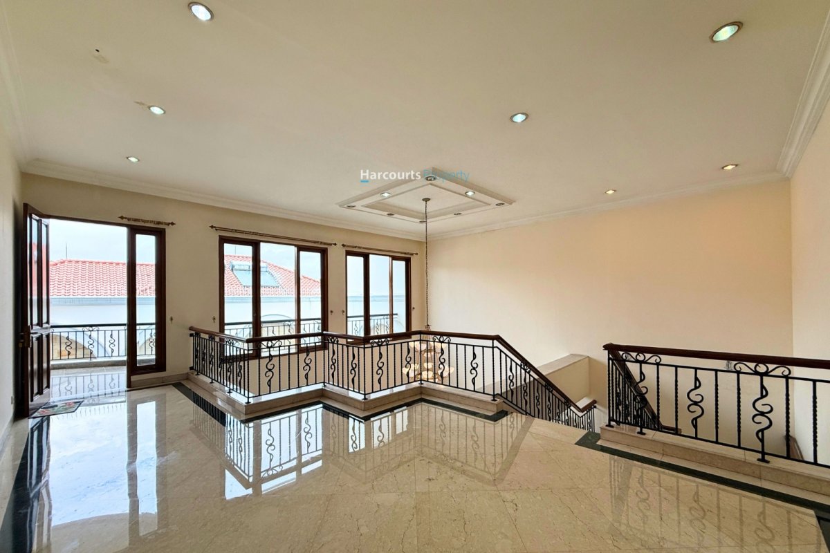 Dijual Rumah Mediterania Klasik Sangat Bagus dan Terawat di Pondok Indah - Foto 10