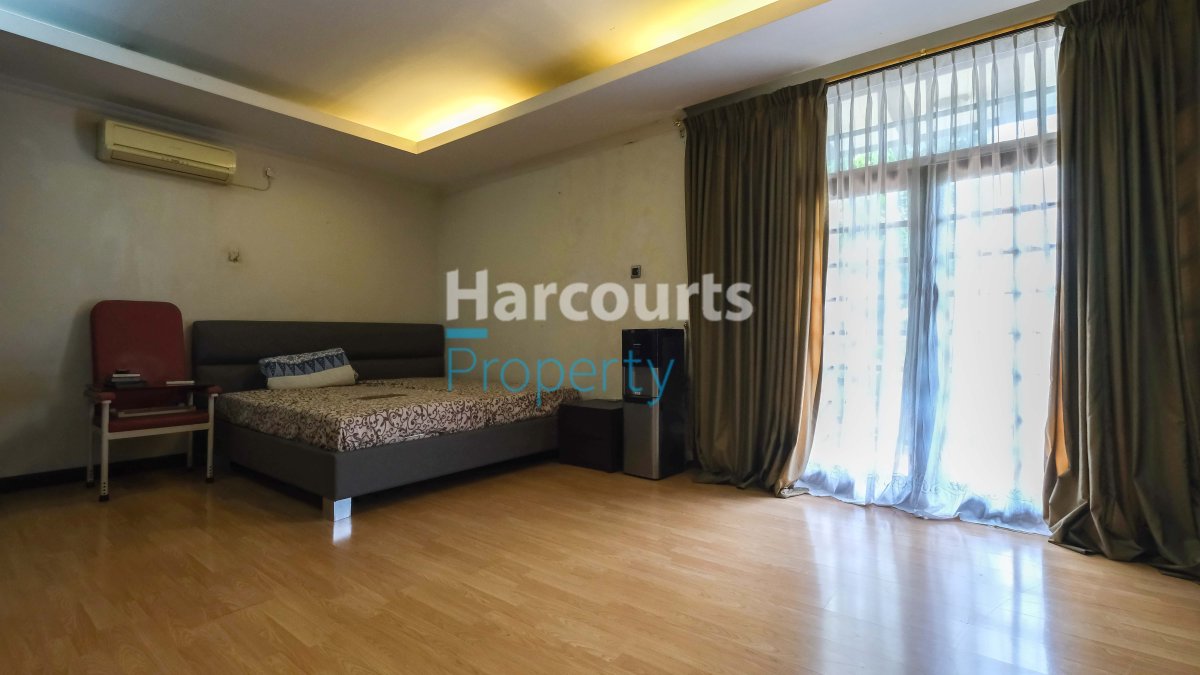 Dijual Rumah Lama Strategis di Area Elit Jl. Tulodong Bawah Lama Kebayoran Baru - Foto 4