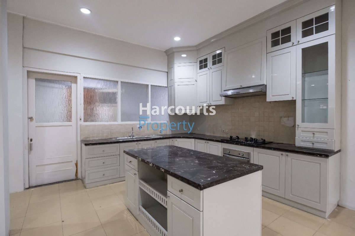 Dijual/Disewa Rumah Klasik Lokasi Super Strategis Area Jl. Martimbang Kebayoran Baru - Foto 7