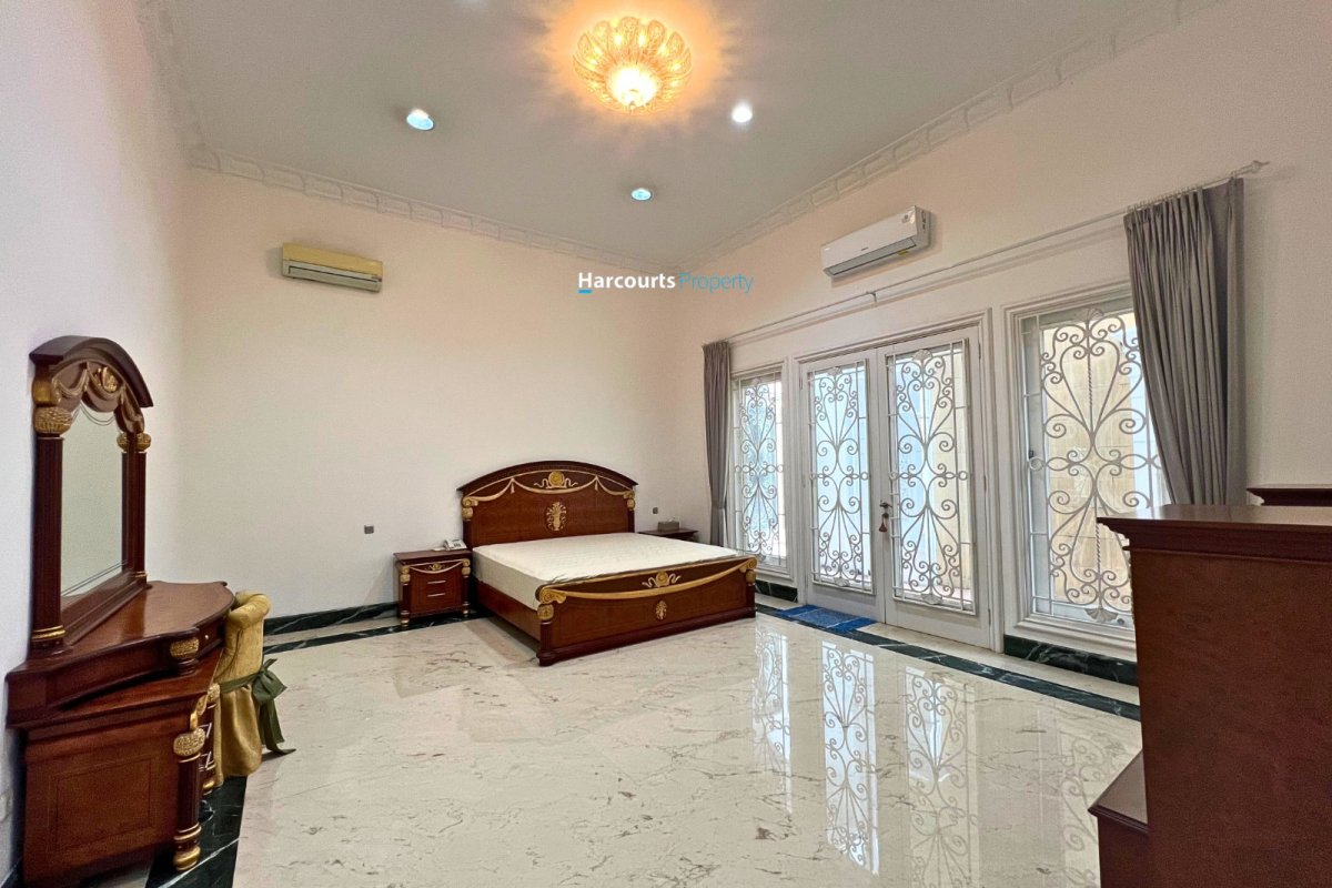 Dijual Rumah Eropa Modern Dalam Komplek Area Senayan Residence - Foto 8