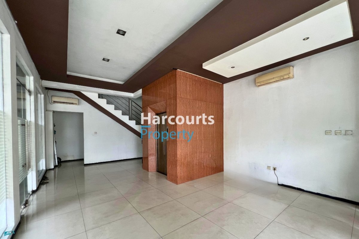 Dijual Rumah Modern Art Area Jl. Hang Tuah Kebayoran Baru - Foto 3
