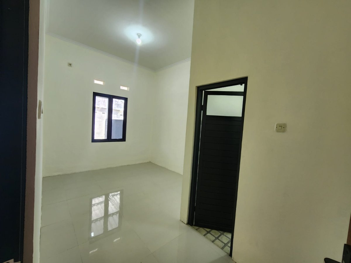 Dijual Rumah Baru Gress Minimalis Modern di Cluster di Plesungan, Solo - Foto 4