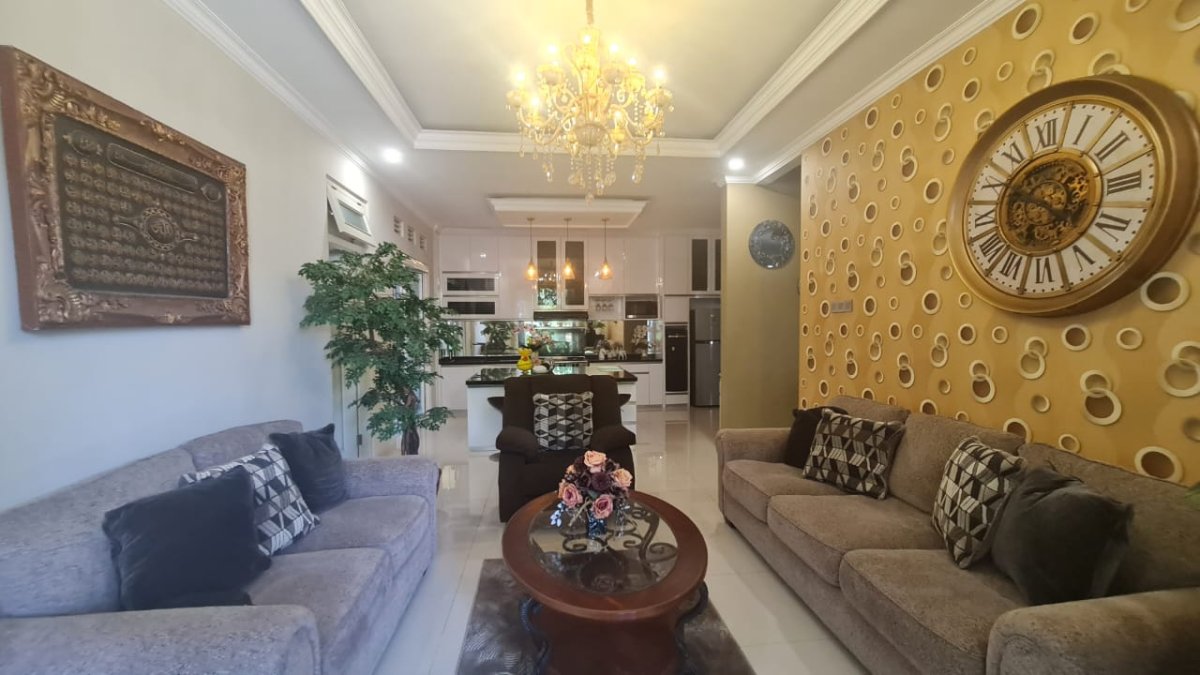 Dijual Rumah Mewah Modern Minimalis Pusat Kota, di Serengan Solo - Foto 8