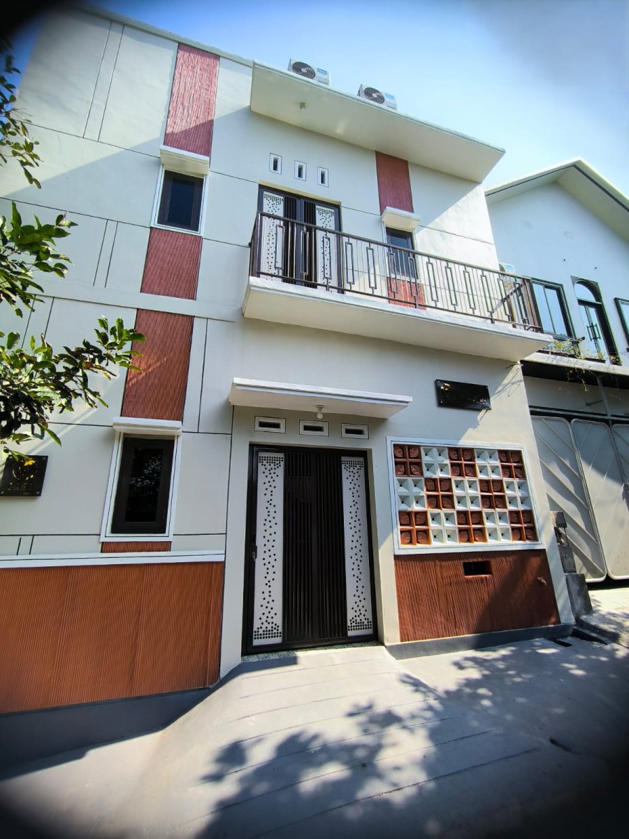 Dijual Kost Baru Exclusive 2 lantai  ( Full Furnished )  Lokasi di Jebres, Solo