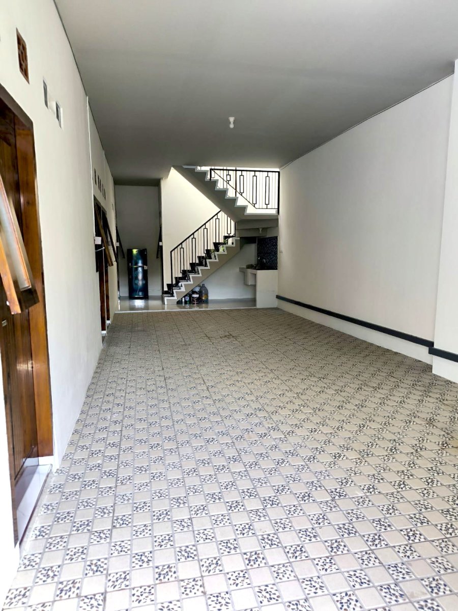 Dijual Kost Baru Exclusive 2 lantai  ( Full Furnished )  Lokasi di Jebres, Solo - Foto 3