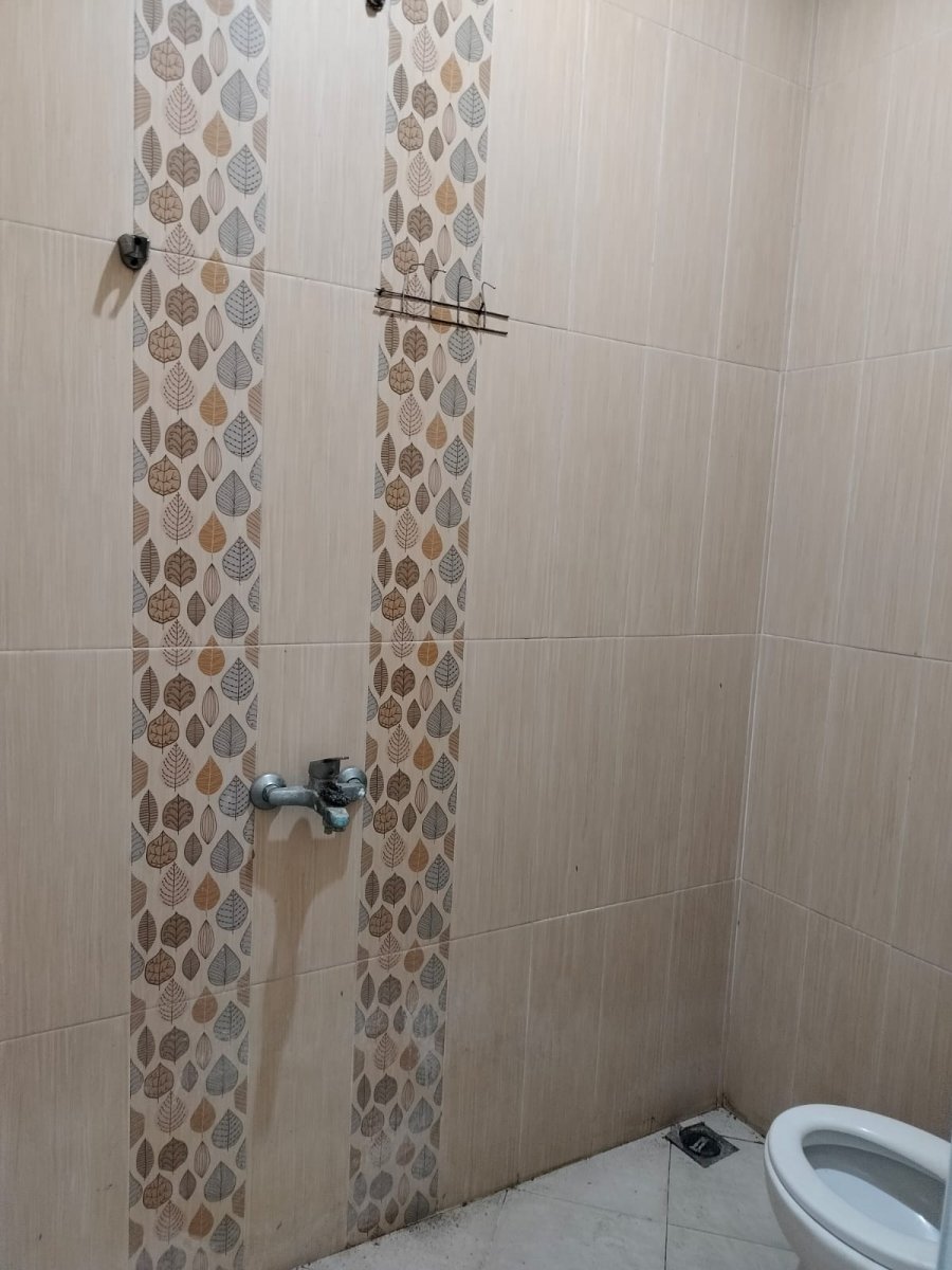 Dijual Rumah Minimalis Dengan Kanopi Untuk Rooftop/Teras,  Lokasi di Grogol Indah Telukan - Foto 6