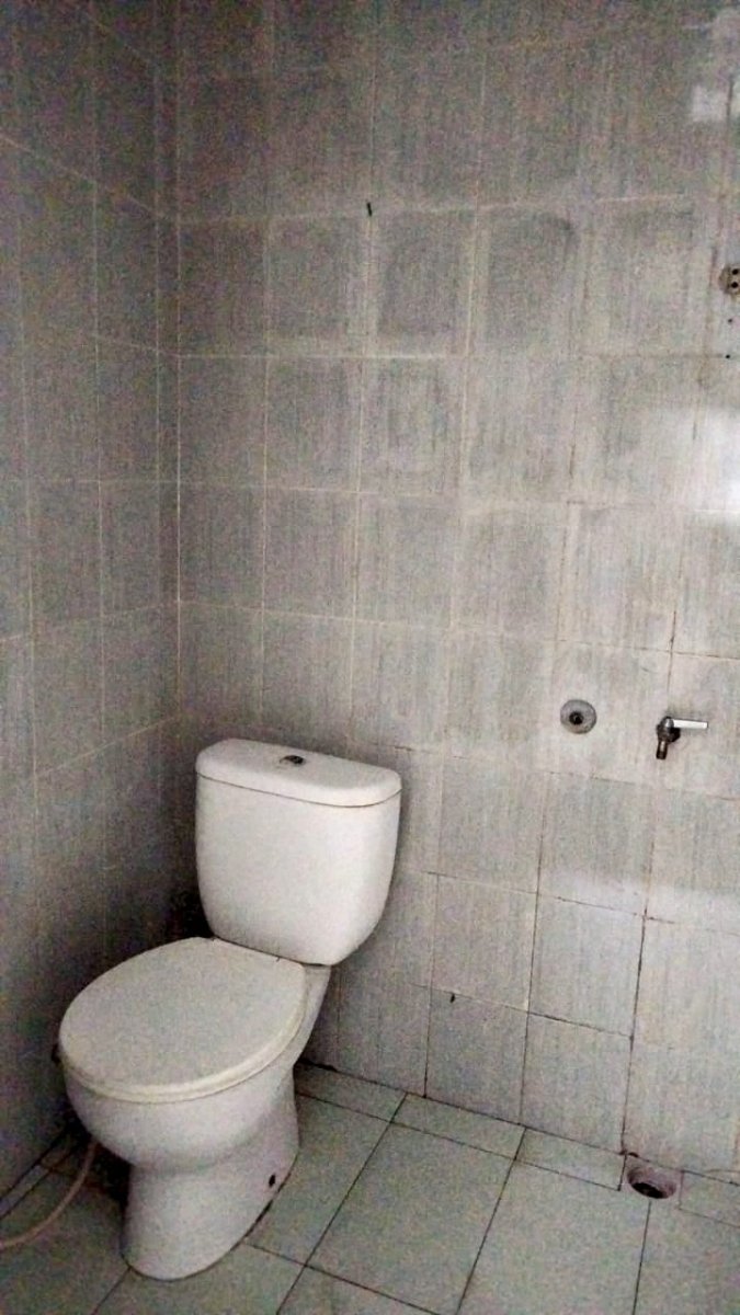 Disewakan Rumah Siap Huni, Lokasi : Cluster di Baturan, Colomadu, Solo - Foto 4