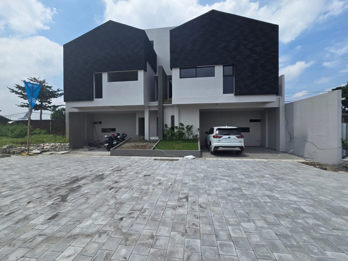 Disewakan Rumah Cluster Baru Minimalis, Desain Modern, di Singopuran Kartasura Colomadu Solo - Foto 2