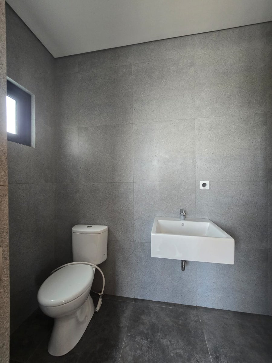 Disewakan Rumah Cluster Baru Minimalis, Desain Modern, di Singopuran Kartasura Colomadu Solo - Foto 6