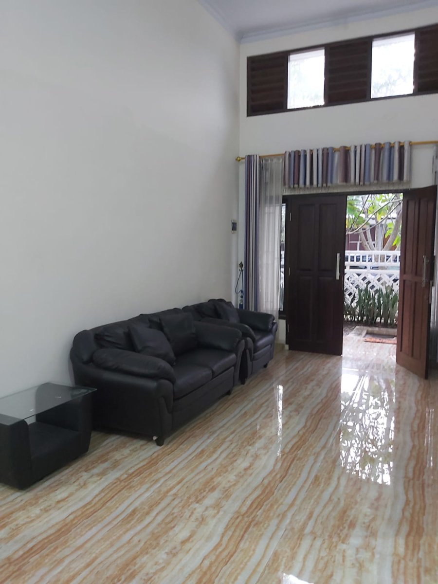 Disewakan Cluster Full Furnished  Siap Huni di Gentan, jln Mangesti Raya - Foto 3