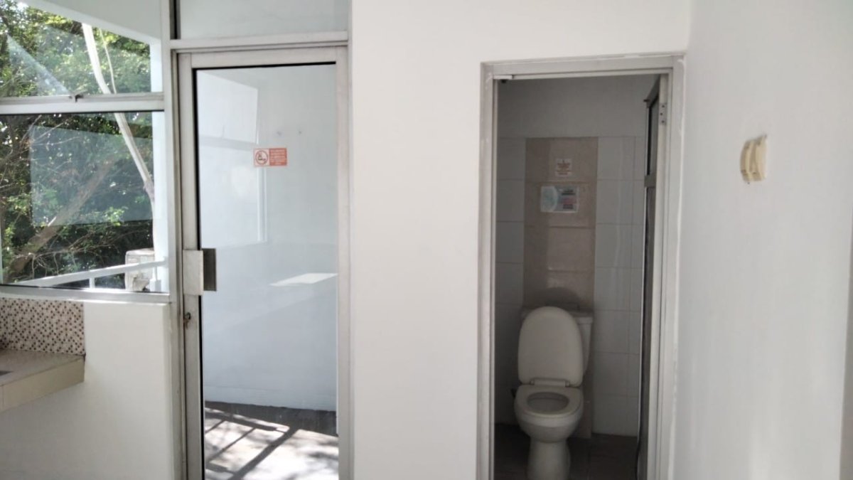 Disewakan Ruko 3 Lantai Siap Pakai, Lokasi Tengah Kota Solo di Area Manahan - Foto 4