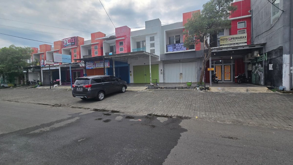 Dijual Ruko Super Strategis di Kawasan Pertokoan Nganjuk, Jawa Timur - Foto 2