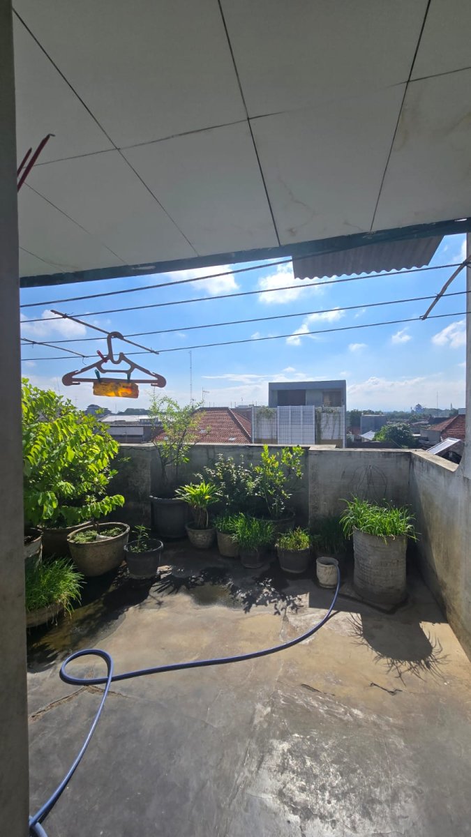 Dijual Ruko Strategis di Kawasan Bisnis dan Pertokoan, Jalan Yos Sudarso Solo - Foto 3