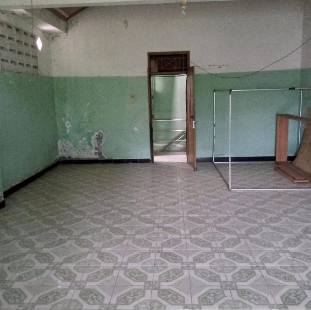 Dijual Rumah Hook 2 Lantai di Perumahan Favorit Dekat Mall The Park, Solo Baru - Foto 6