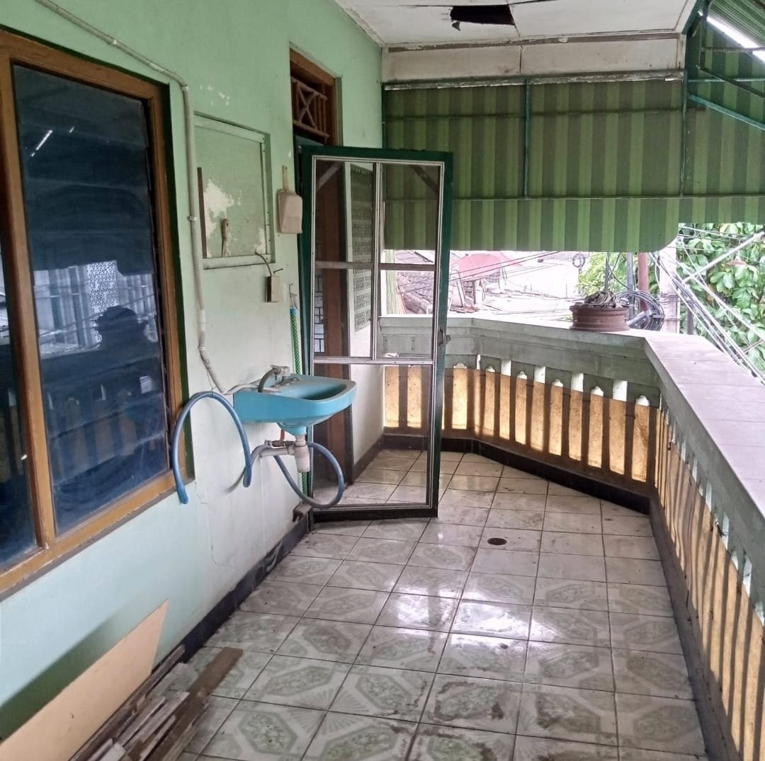 Dijual Rumah Hook 2 Lantai di Perumahan Favorit Dekat Mall The Park, Solo Baru - Foto 8