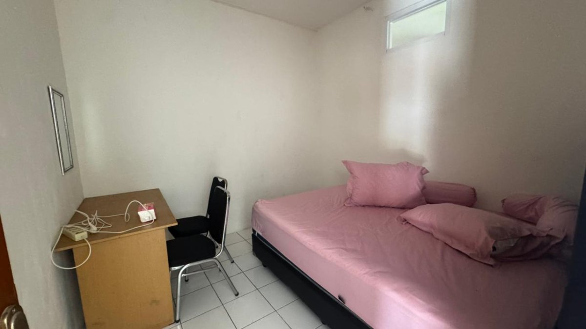 Disewakan rumah cocok untuk kantor di sektor 5 Bintaro Tangerang Selatan - Foto 8