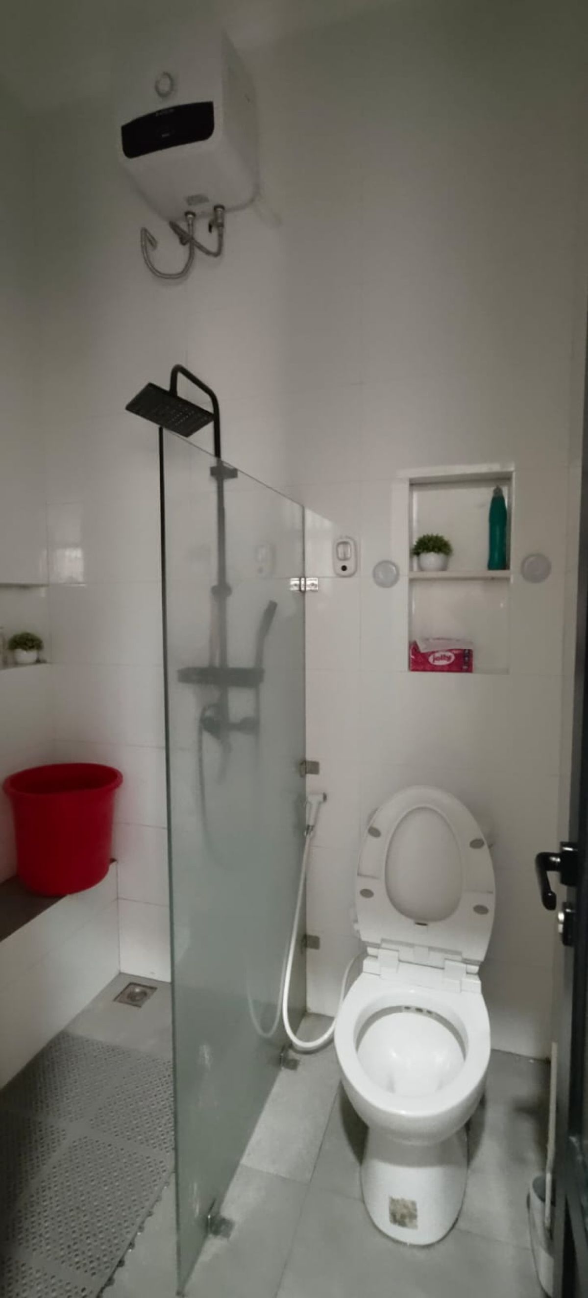 Dijual Rumah Nyaman di Raveria Pakuan Hills