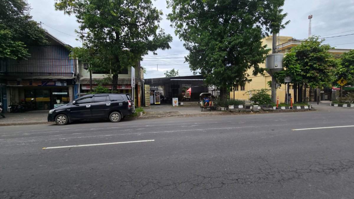 Dijual Tanah Super Strategis di Jalan Kapten Mulyadi Pasar Kliwon Solo - Foto 4