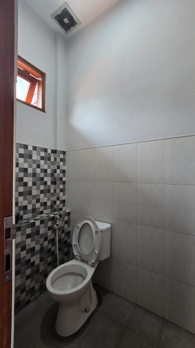 Disewakan Ruang Usaha Strategis di Pusat Solo Baru, Dekat Pakuwon Mall Solo Baru - Foto 6