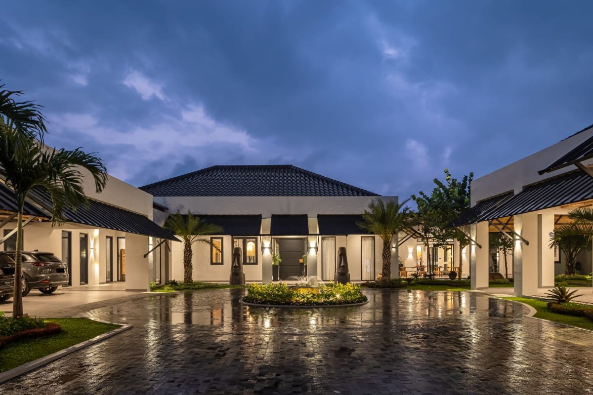 Mahakarya Private Residence Terluas & Termewah di Solo Raya!!