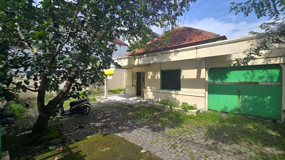 Dijual Rumah Lama Strategis Hitung Tanah Di Manahan Banjarsari Solo - Foto 2