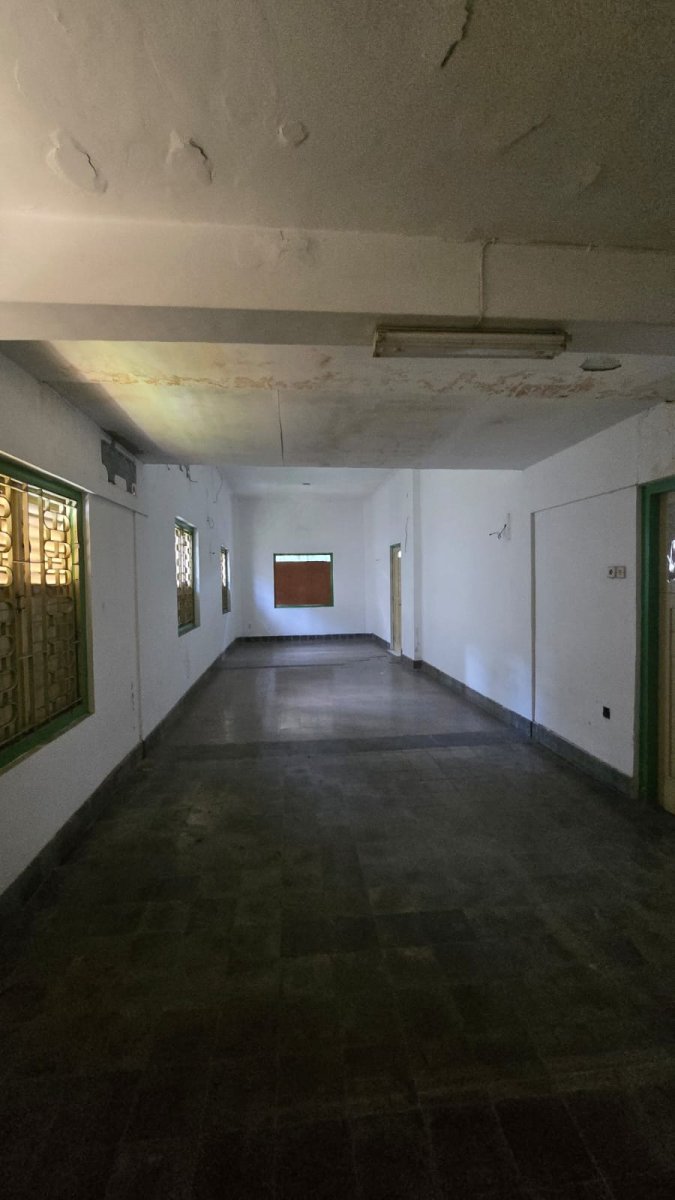 Dijual Rumah Lama Strategis Hitung Tanah Di Manahan Banjarsari Solo - Foto 6