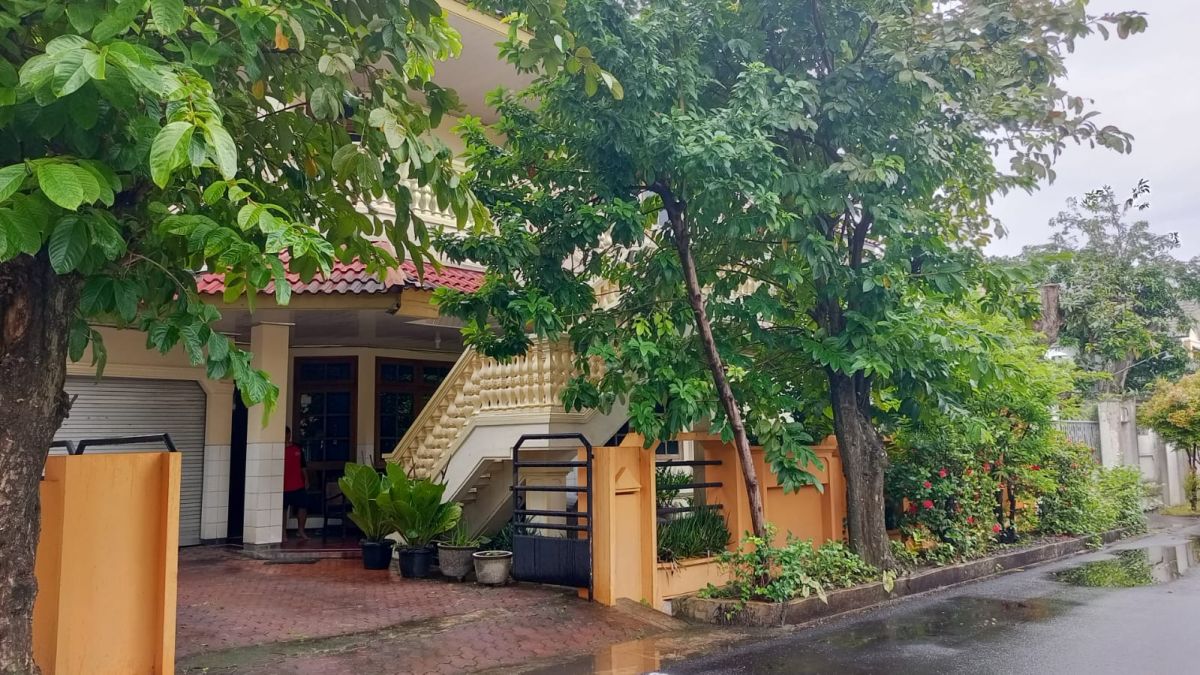 Dijual Rumah Full Furnished Vintage 2 Lantai, Lokasi di Fajar Indah - Jajar - Solo - Foto 10