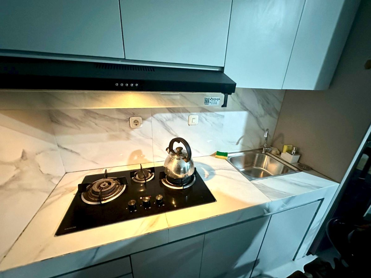 Disewakan Rumah Bagus Minimalis 2 Lantai ( Full Furnished ), Lokasi : Cluster di Colomadu - Foto 6