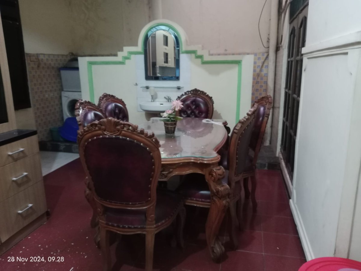 JUAL RUMAH CONDET 2 LT FULLY FURNISHED  CARPORT 3 MOBIL - Foto 5