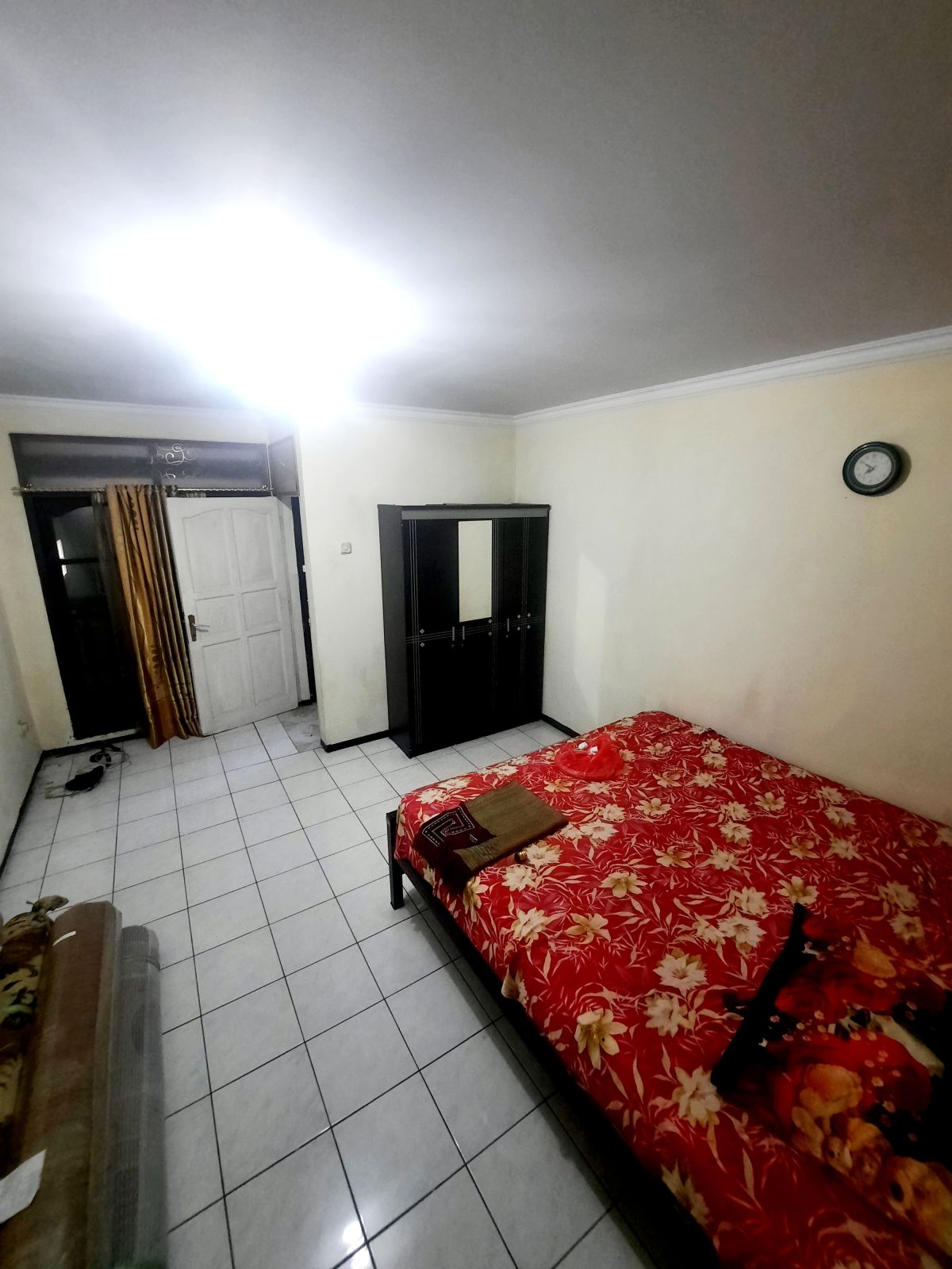 RUMAH 2 LT. FULLY FURNISHED, CARPORT 3 MOBIL, CONDET, JAKARTA - Foto 9