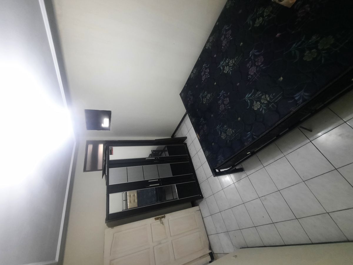 RUMAH 2 LT. FULLY FURNISHED, CARPORT 3 MOBIL, CONDET, JAKARTA - Foto 11