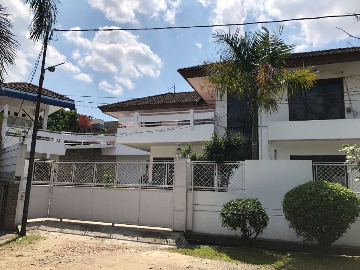 RUMAH INCL KOLAM RENANG, LT 630 M2, CINERE ESTATE, DEPOK - Foto 2