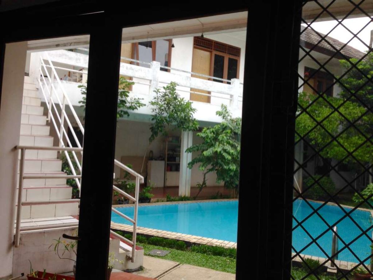 RUMAH INCL KOLAM RENANG, LT 630 M2, CINERE ESTATE, DEPOK - Foto 5