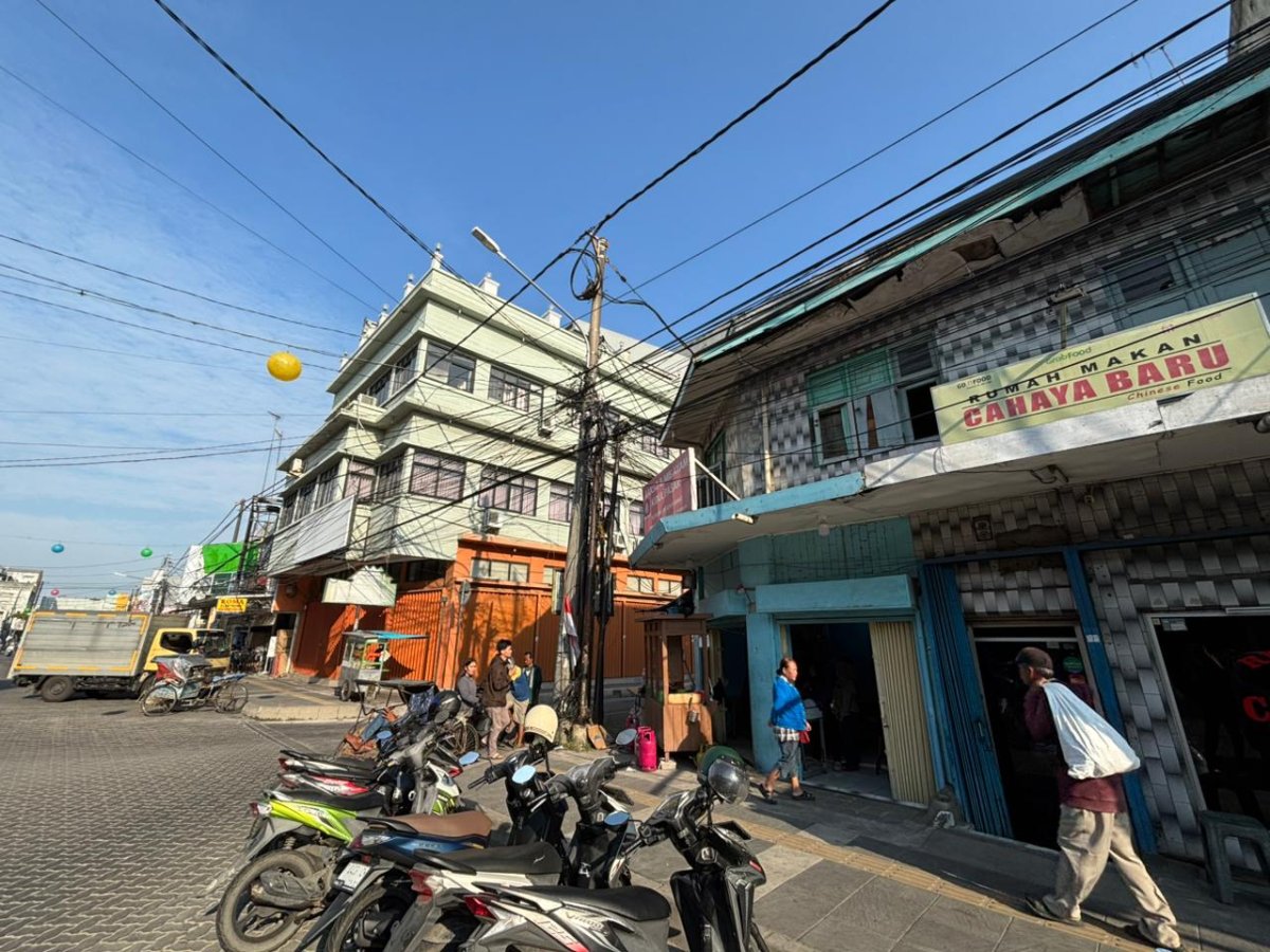 Ruko Strategis di Tuparev Karawang - Lokasi Ramai di Pusat Kota, Cocok untuk Usaha - Foto 2